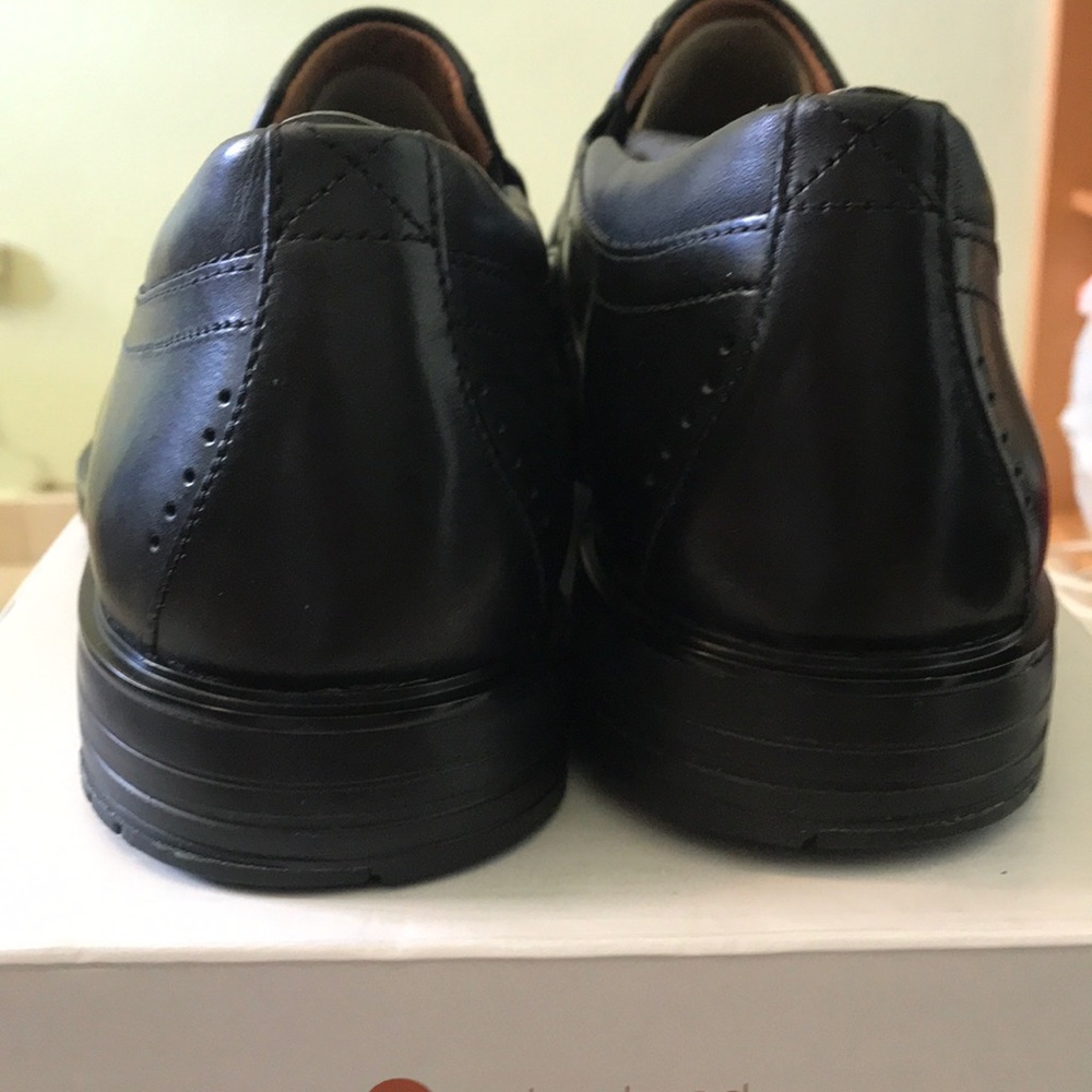 Clarks Unbrylan Lane Black Leather Shoes - Picture 8 of 8